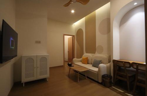 Sei Pinang House | Casabella Homestay 303 Batam Penuin