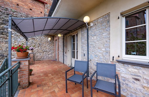 Monteleone d'Orvieto House | Casabella With Garden, Monteleone d'Orvieto, Italy