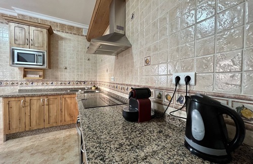 Vinuela Villa | "CasaBlanca" Rural Villa with pool and barbecue.