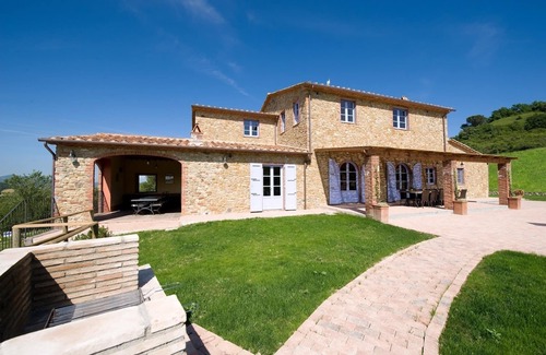 Guardistallo Villa | Casale Bacio In Guardistallo, Tuscany