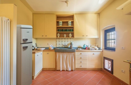 Giugnano Villa | Casale della Visitazione In Serravalle Pistoiese - Tuscany