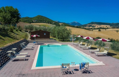 Pergola Villa | Casale Lucy 11 - Five Bedroom Villa, Sleeps 11