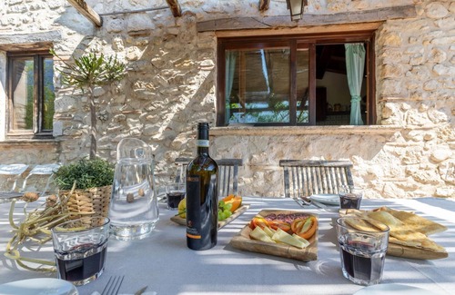 Mazzetelli Villa | Casale Madreterra - Casale Madreterra