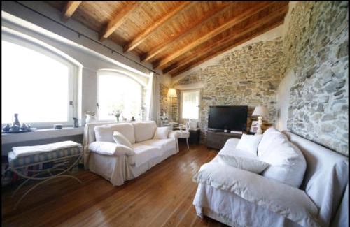 Pieve di Teco Villa | Casale Maria Mafalda