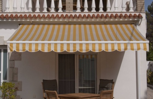 Sant Carles de la Rapita Apartment | Casas Sitori apartment 3 in a small-scale private complex on the beach!