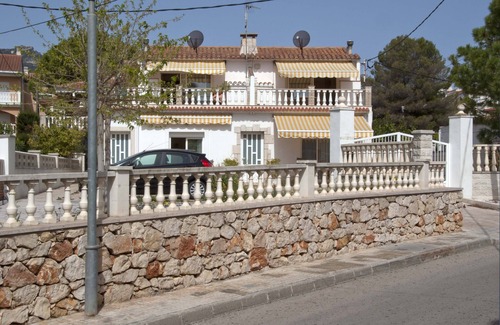 Sant Carles de la Rapita Apartment | Casas Sitori apartment 5 in small private complex on the beach!