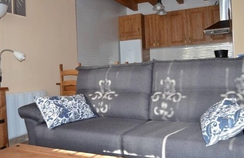 Bernuy-Salinero Cottage | Casas Rurales "El Dolmen" y "La Senderilla" for 3 people