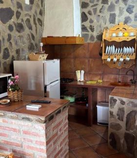 Fuentes de Leon Ski Chalet | Casas Rurales Los Llanos