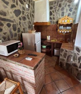 Fuentes de Leon Ski Chalet | Casas Rurales Los Llanos