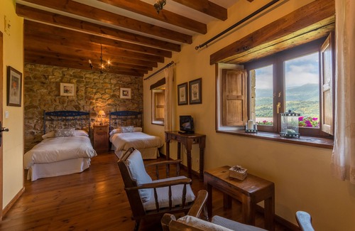 Abiada House | Casavieja rural for 13 people