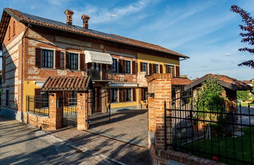 Magliano Alfieri Apartment | Cascina D'Ghistu "B"
