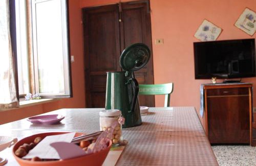 La Morra Apartment | Cascina G appartamento tra i noccioli