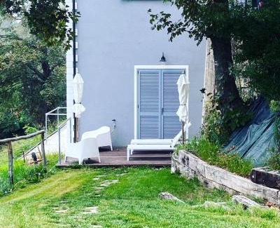 Montaldo Scarampi Bed & Breakfast | Cascina GianTino suite Cantina - G A Y - M E N - O N L Y