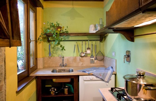 Pratovecchio House | CASETTA :green park, lovely, equipped, near center of village.