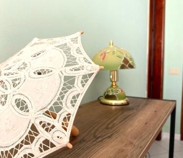 Palazzo Adriano Apartment | Casetta in piazza