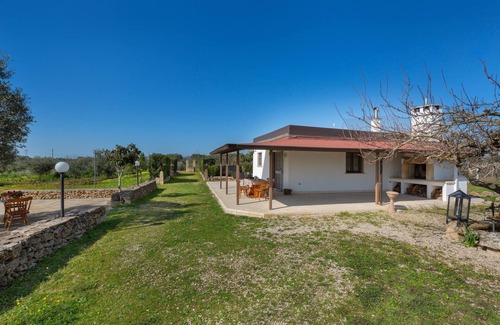 Campi Salentina House | Casetta Maddalena by BarbarHouse