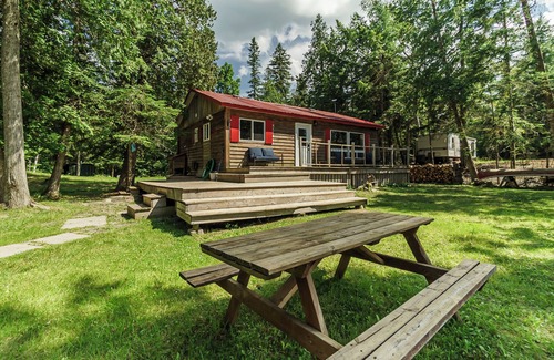 Tudor and Cashel Cottage | Cashel Cove