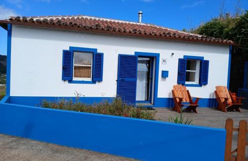 Vila do Porto House | Casinha do Barreiro - Cosy Private Cottage