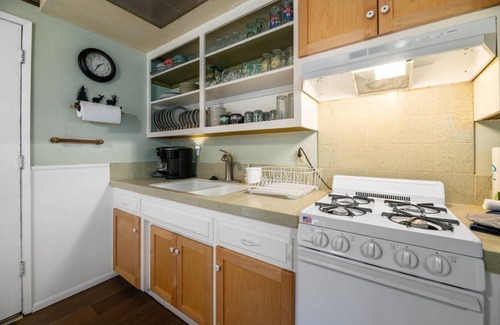 Big Bear City Cabin | Casita Big Bear, wooded lot!