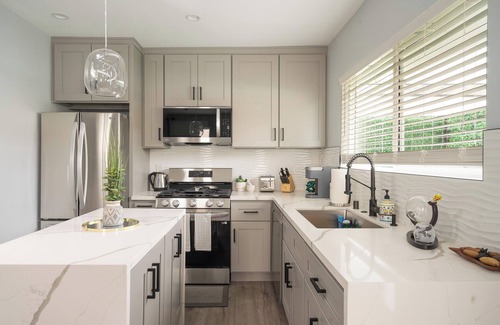 Del Aire House | Casita CW LAX Studio:Your Gateway to LA Adventures