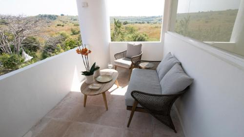Lomas de Cocoyoc Villa | Casita Perla Sustainable Villa with Mountain View, Long Pool, King, Grill
