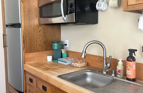 Grants Pass Apartment | Casita Petunia Place