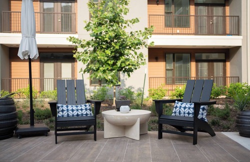 Milwood Apartment | Casita Verde - near Q2 and Domain - King Suite