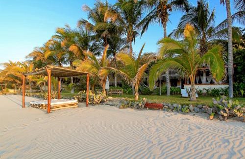 Las Pocitas House | Casitas Pacificas
