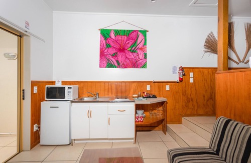 Arorangi Resort | Castaway Resort