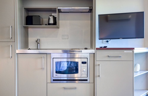 Lake Puketi Apartment | Castaways Resort