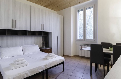 Monza Apartment | Castello 3 - Two Bedroom Apartment, Sleeps 4