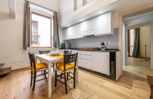 Historic Castle District Apartment | Castello Loft Heaven