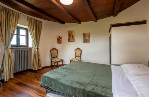 Arignano House | Castello Quattro Torri