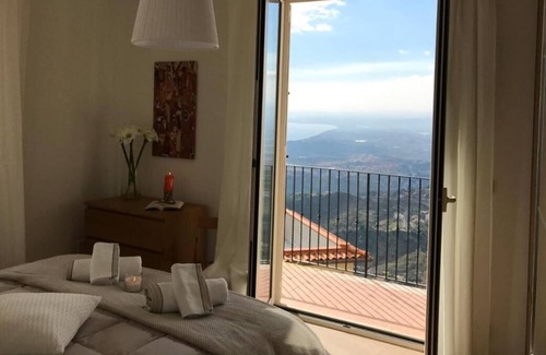 Castelmola Apartment | Castelmola Holiday House