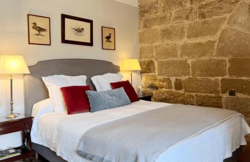 Albero Alto Bed & Breakfast | Castillo de Corvinos