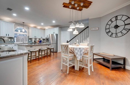 McKinney Villa | CastilloDeBastille