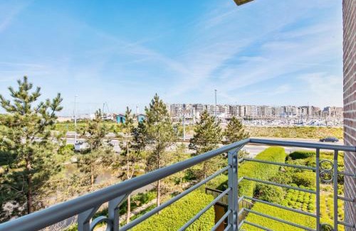 Blankenberge Apartment | Castle Apartment with Marina View