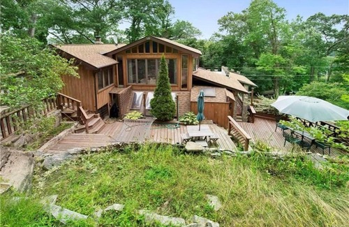 Lake Peekskill House | Castle by the Lake