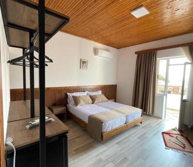 Kruje Hotel | Castle Rooms