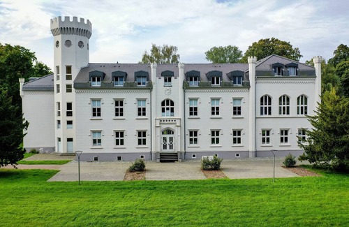 Hohendorf Apartment | Castle Tower Apartment 9 - Hohendorf Castle