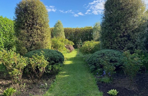 Derbyhaven Other | Castle View, Church Farmhouse - Idyllic Countryside Getaway