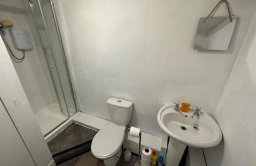 Dalavich Apartment | Castle Walk Apartment