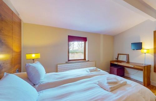 Castlemartyr House | Castlemartyr Holiday Lodges No 20 2 Bed by Trident Holiday Homes