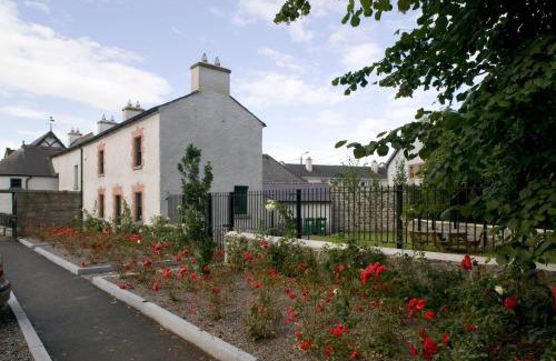 Celbridge House | Castletown Gate House