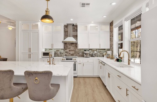 Eagle Mountain Estates Cabin | Castlewood Retreat #2524