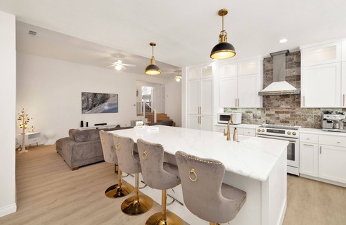 Eagle Mountain Estates Cabin | Castlewood Retreat #2524
