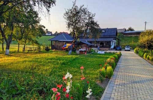 Manastirea Humorului Cabin | Casuta din Gradina