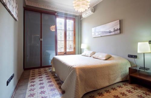 Esquerra de l'Eixample Apartment | Catalunya Executive 3 bedrooms, 3 bathrooms AC wifi