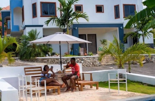 Boscobel Villa | Catch My Drift Villa
