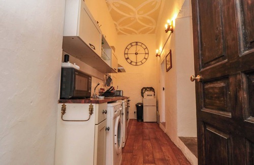 Bedale Cottage | CATHERINE PARRS SEWING ROOM, romantic, with a garden in Bedale